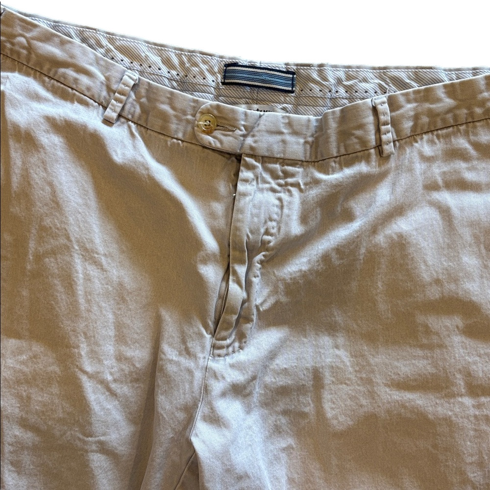 Peter Millar Men’s Light Grey Chino Shorts Size 36 Classic Fit Golf Casual